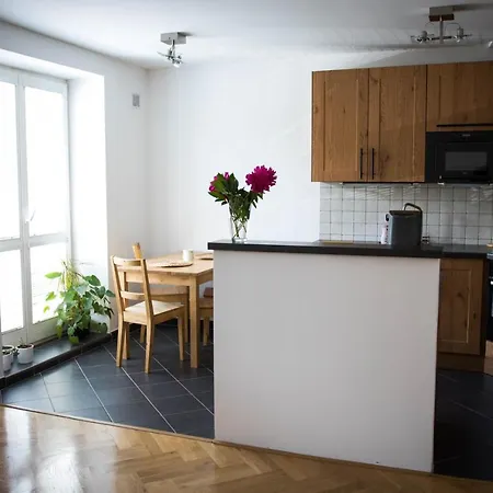 Apartment Poruba Street View Ostrava Exterior photo